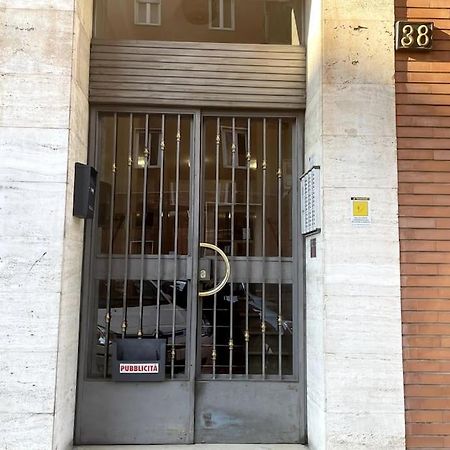 Amazing Flat With Terrace Apartment Milan Exterior photo